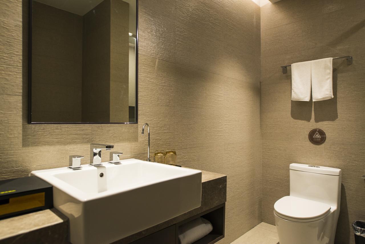 Home Inn Plus Shanghai Zhangjiang Park Exterior photo
